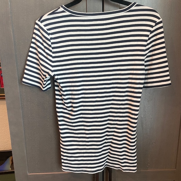 J. Crew Perfect Fit T-Shirt SIZE SMALL - Picture 3 of 3